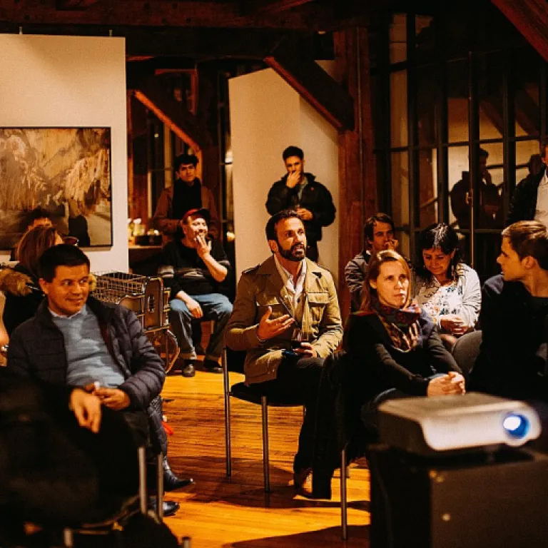 Comment l’IA transforme le baromètre social en entreprise